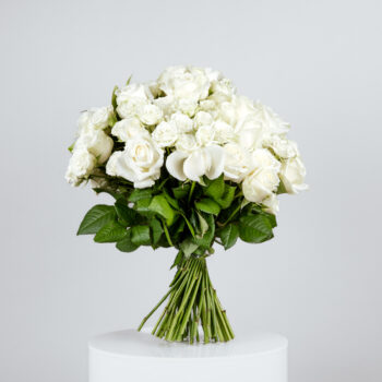 white rose bouquet - pearl